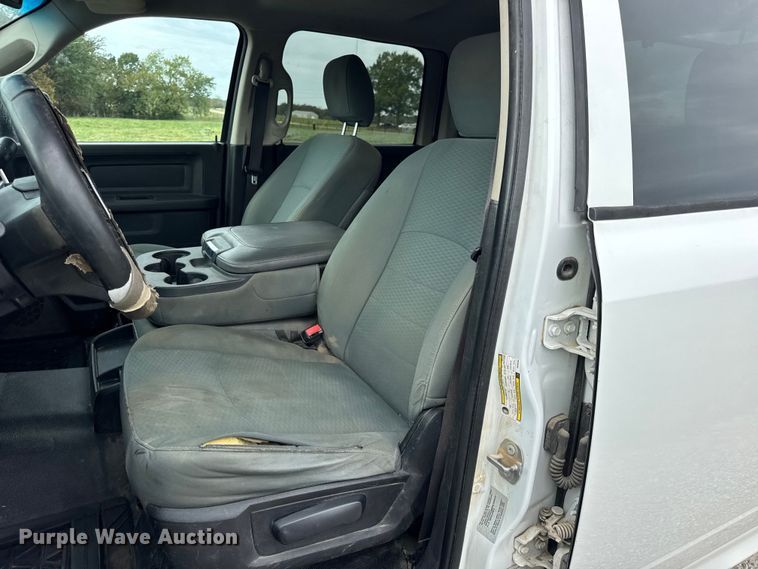 image for item EN0563 2016 RAM 2500 Crew Cab utility bed pickup truck