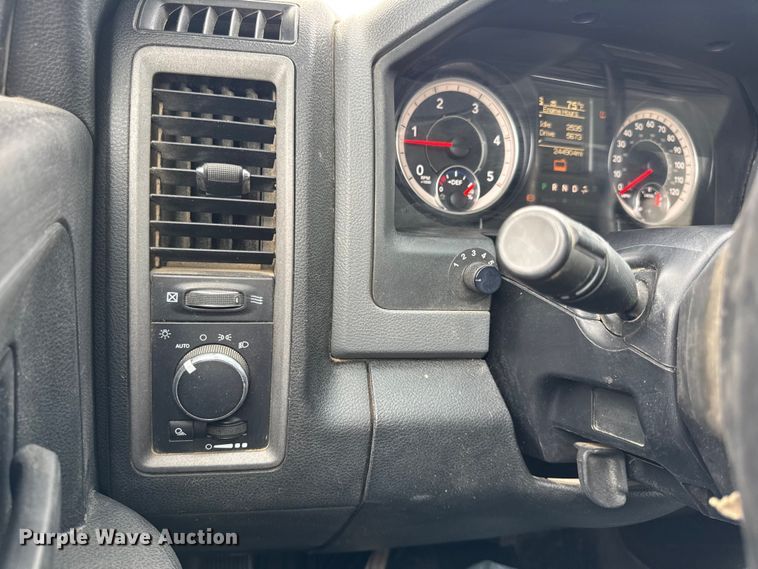 image for item EN0563 2016 RAM 2500 Crew Cab utility bed pickup truck