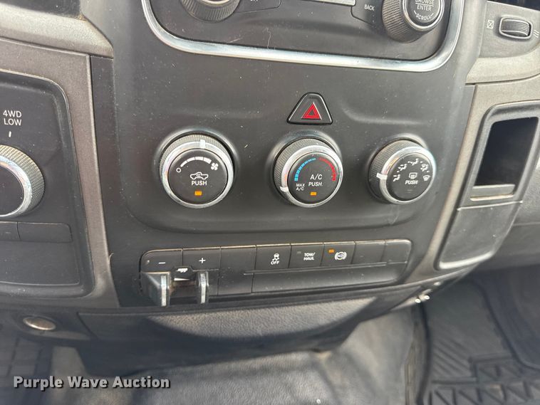 image for item EN0563 2016 RAM 2500 Crew Cab utility bed pickup truck