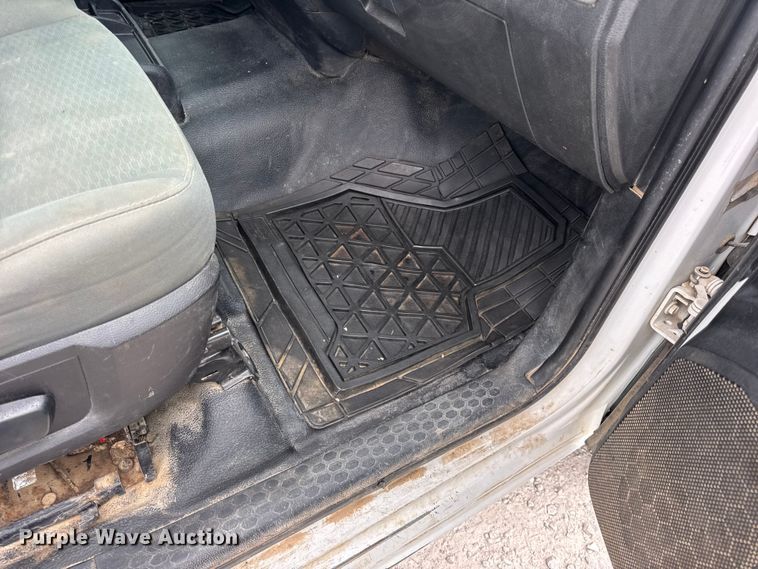 image for item EN0563 2016 RAM 2500 Crew Cab utility bed pickup truck