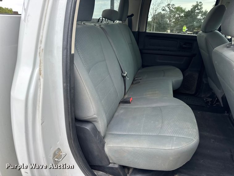 image for item EN0563 2016 RAM 2500 Crew Cab utility bed pickup truck