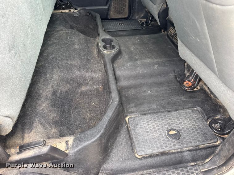 image for item EN0563 2016 RAM 2500 Crew Cab utility bed pickup truck