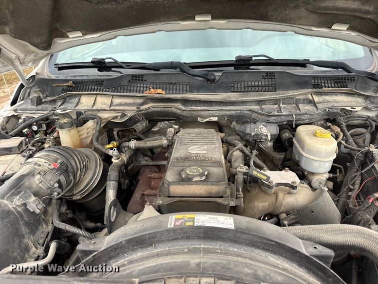 image for item EN0563 2016 RAM 2500 Crew Cab utility bed pickup truck