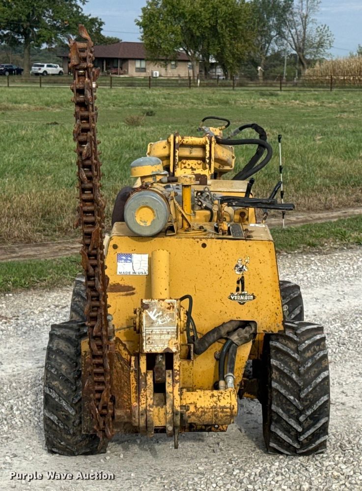 image for item EN0564 1992 Vermeer LM35 trencher