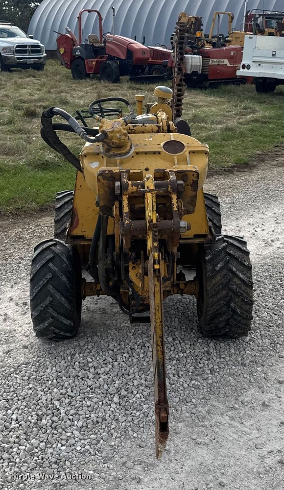 image for item EN0564 1992 Vermeer LM35 trencher