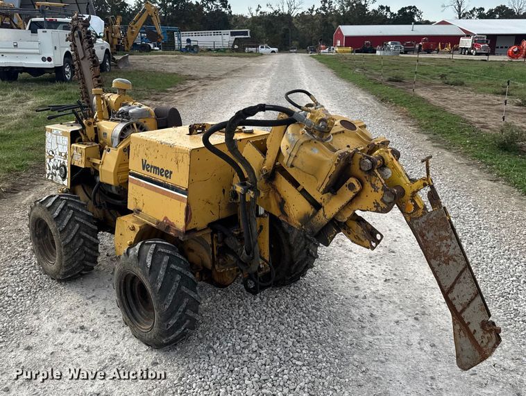 image for item EN0564 1992 Vermeer LM35 trencher
