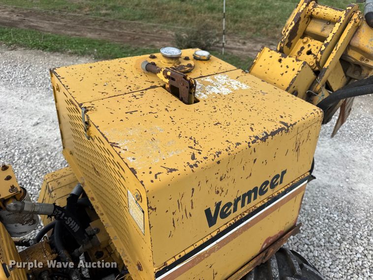 image for item EN0564 1992 Vermeer LM35 trencher
