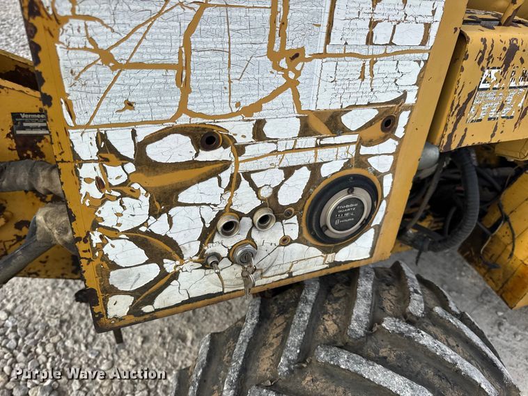 image for item EN0564 1992 Vermeer LM35 trencher