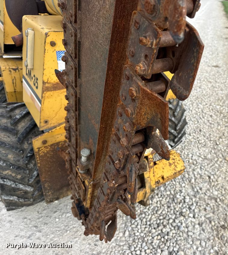 image for item EN0564 1992 Vermeer LM35 trencher
