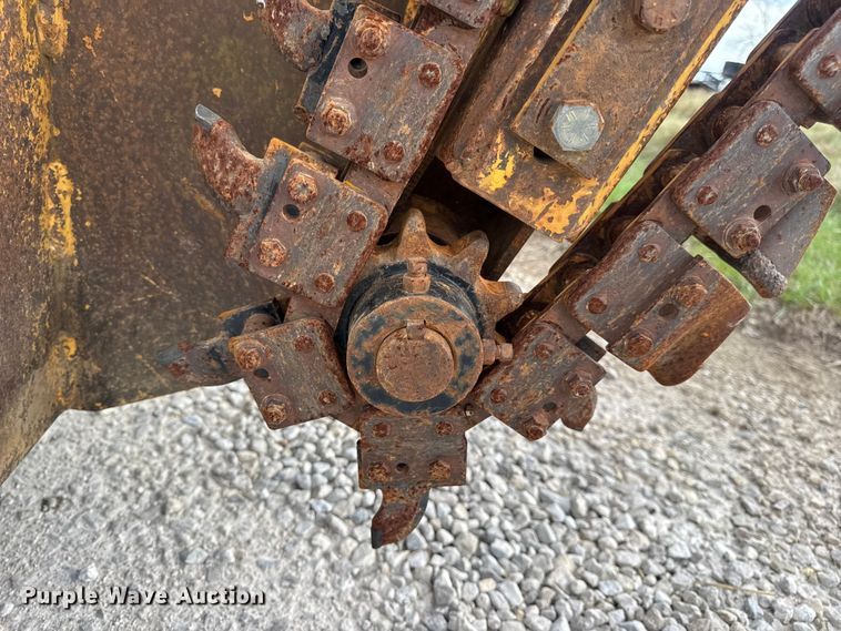 image for item EN0564 1992 Vermeer LM35 trencher