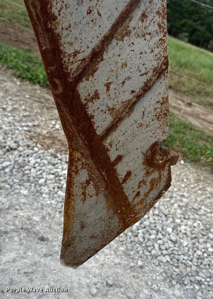 image for item EN0564 1992 Vermeer LM35 trencher