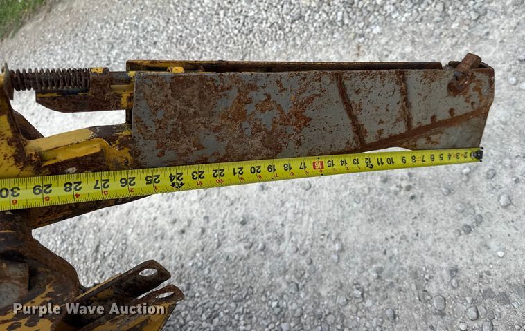 image for item EN0564 1992 Vermeer LM35 trencher