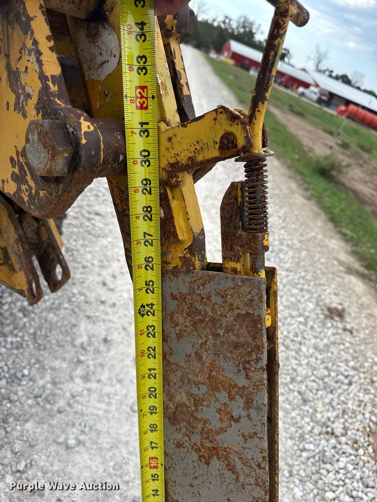 image for item EN0564 1992 Vermeer LM35 trencher