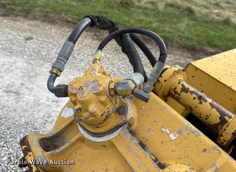 image for item EN0564 1992 Vermeer LM35 trencher