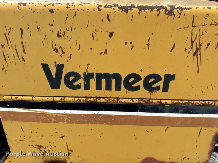 image for item EN0564 1992 Vermeer LM35 trencher