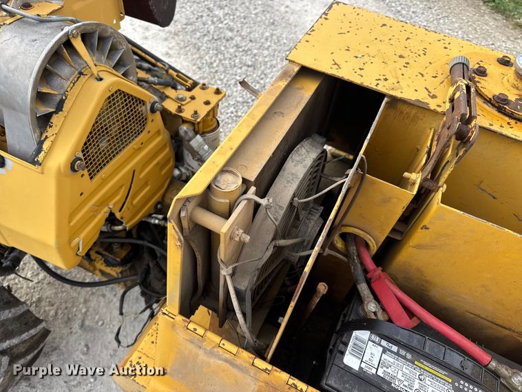 image for item EN0564 1992 Vermeer LM35 trencher