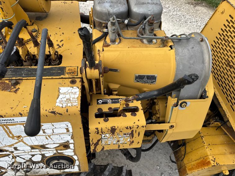 image for item EN0564 1992 Vermeer LM35 trencher