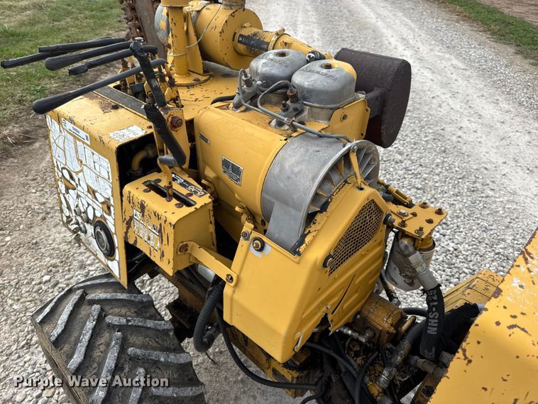 image for item EN0564 1992 Vermeer LM35 trencher