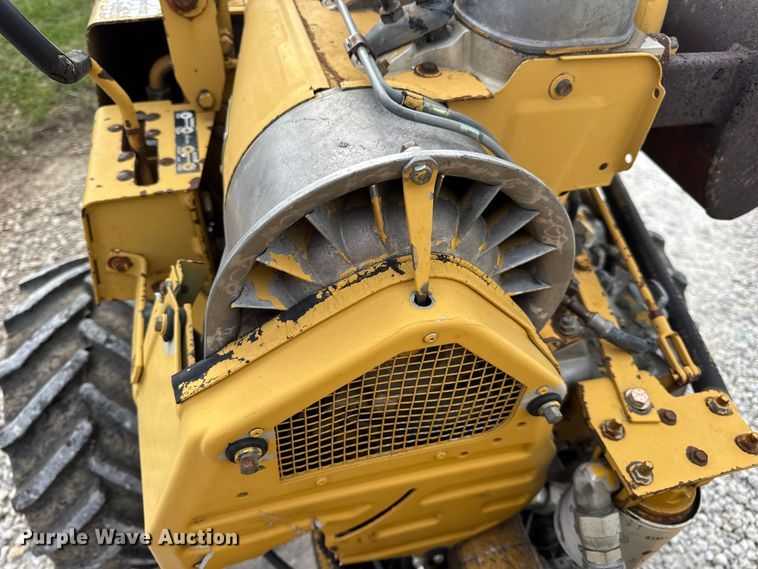 image for item EN0564 1992 Vermeer LM35 trencher