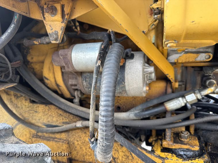 image for item EN0564 1992 Vermeer LM35 trencher