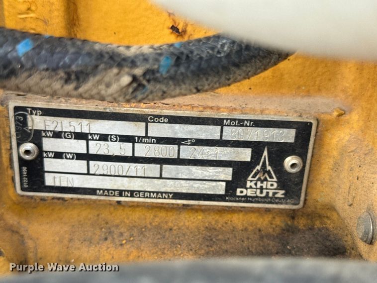 image for item EN0564 1992 Vermeer LM35 trencher