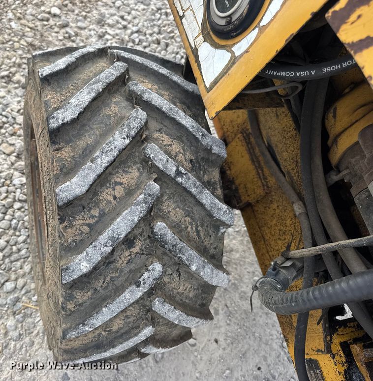 image for item EN0564 1992 Vermeer LM35 trencher