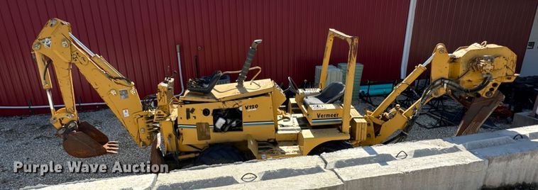 image for item EN0565 2002 Vermeer V120 vibratory cable plow