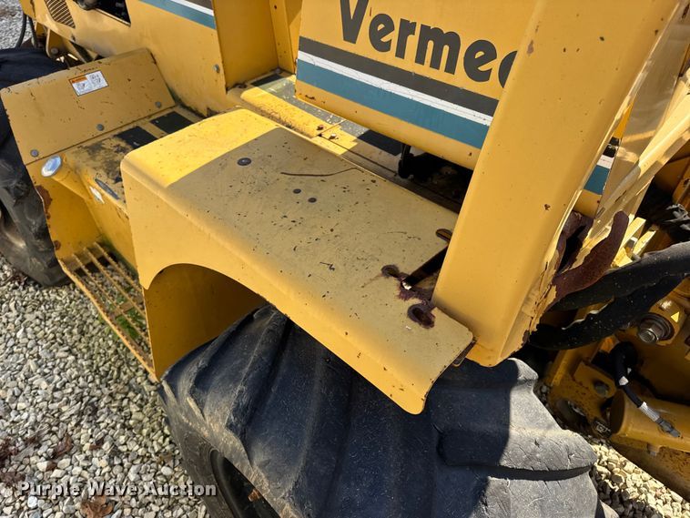 image for item EN0565 2002 Vermeer V120 vibratory cable plow