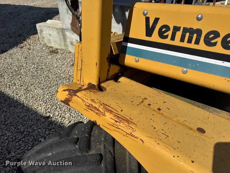 image for item EN0565 2002 Vermeer V120 vibratory cable plow