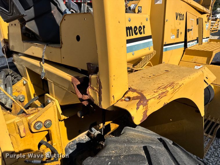 image for item EN0565 2002 Vermeer V120 vibratory cable plow