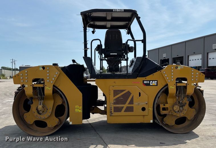 COMPACTADOR 2019 CATERPILLAR CB13