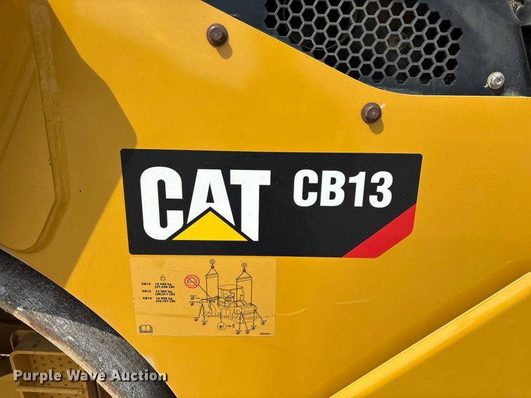 image for item EN5590 2019 Caterpillar CB13 double drum vibratory roller