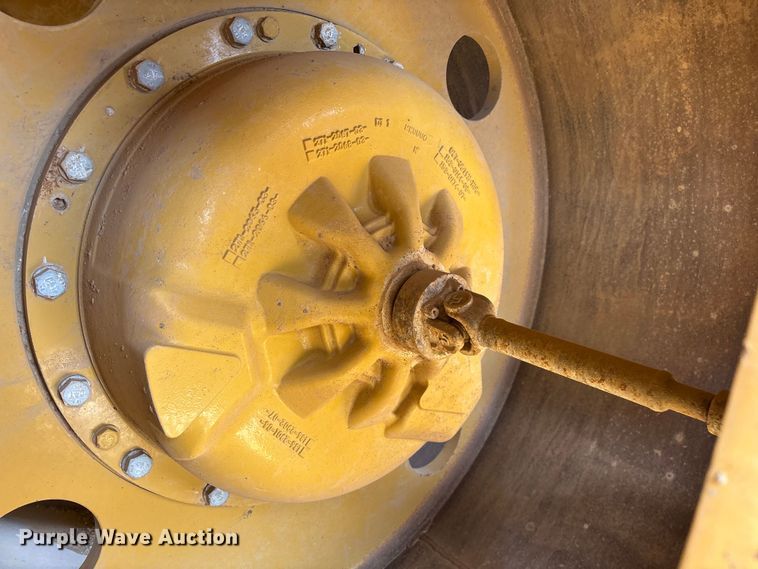 image for item EN5590 2019 Caterpillar CB13 double drum vibratory roller