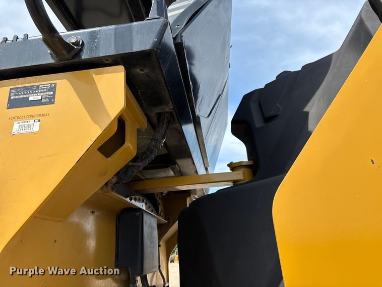 image for item EN5590 2019 Caterpillar CB13 double drum vibratory roller