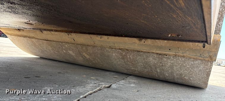 image for item EN5590 2019 Caterpillar CB13 double drum vibratory roller