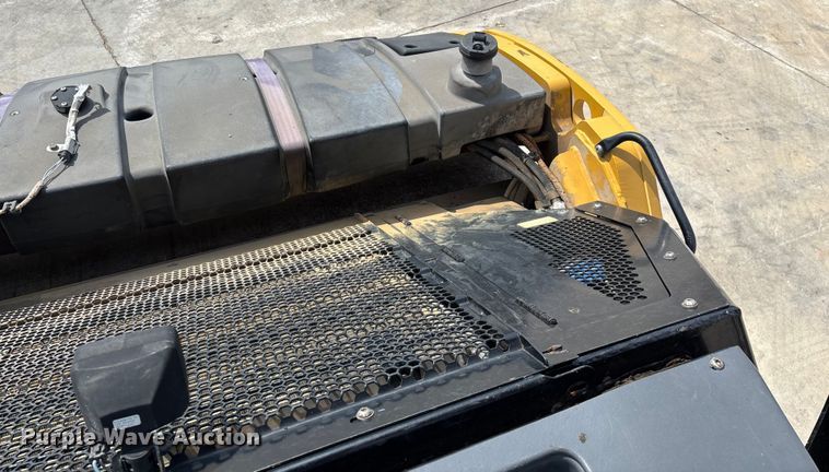 image for item EN5590 2019 Caterpillar CB13 double drum vibratory roller