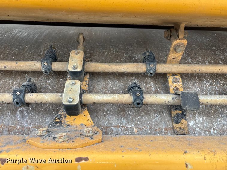 image for item EN5590 2019 Caterpillar CB13 double drum vibratory roller