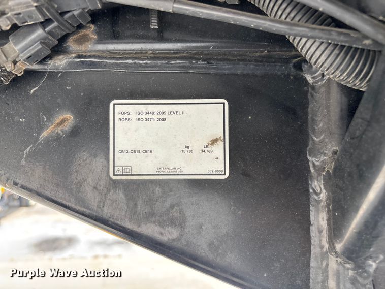 image for item EN5590 2019 Caterpillar CB13 double drum vibratory roller