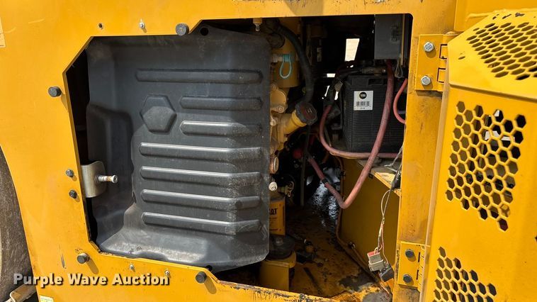 image for item EN5590 2019 Caterpillar CB13 double drum vibratory roller