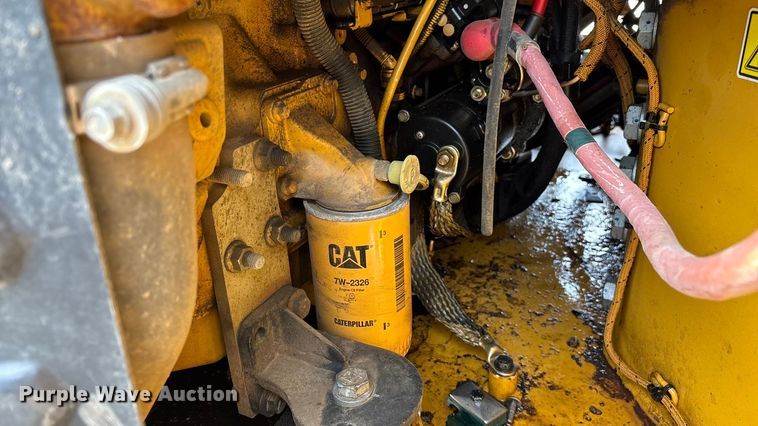 image for item EN5590 2019 Caterpillar CB13 double drum vibratory roller