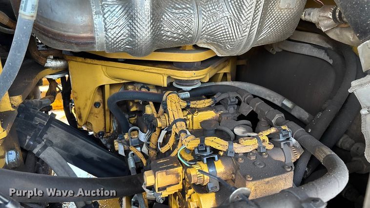 image for item EN5590 2019 Caterpillar CB13 double drum vibratory roller