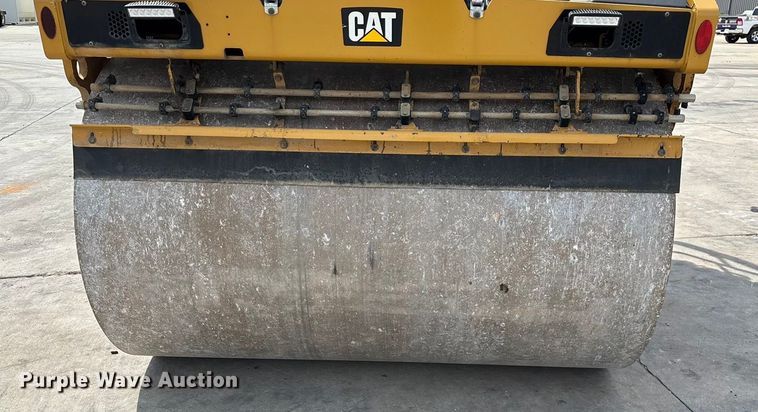 image for item EN5590 2019 Caterpillar CB13 double drum vibratory roller
