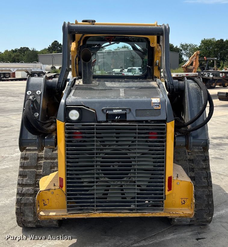 image for item EN5591 2021 John Deere 325G tracked skid steer loader