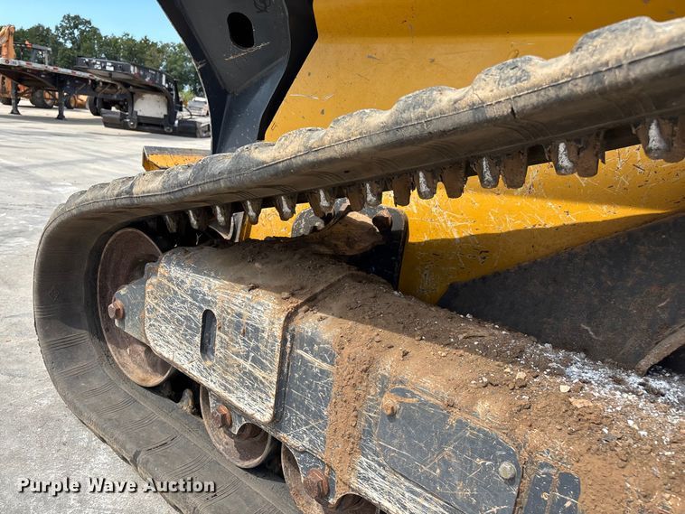 image for item EN5591 2021 John Deere 325G tracked skid steer loader