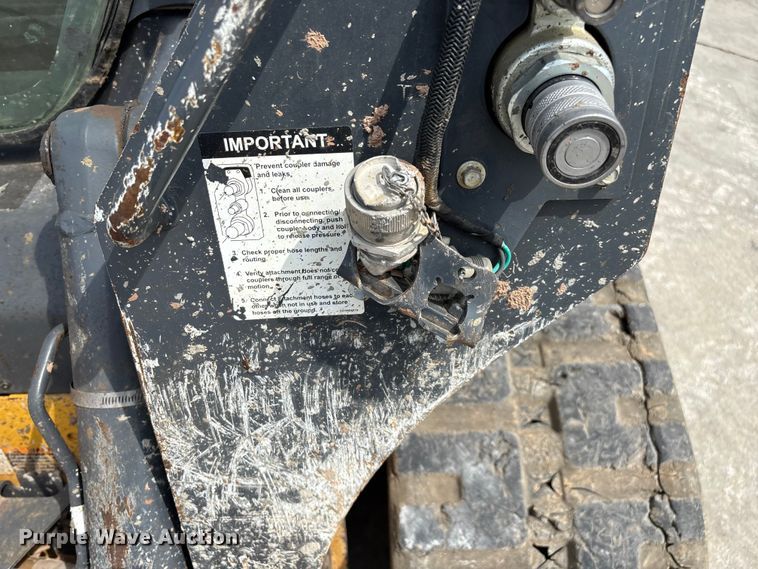 image for item EN5591 2021 John Deere 325G tracked skid steer loader