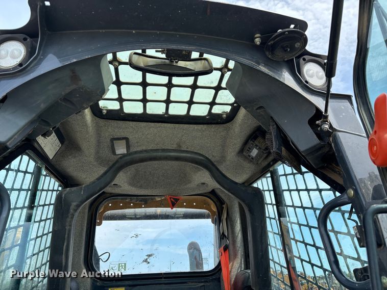 image for item EN5591 2021 John Deere 325G tracked skid steer loader