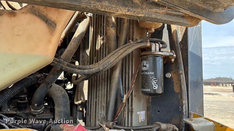 image for item EN5591 2021 John Deere 325G tracked skid steer loader