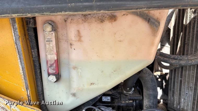 image for item EN5591 2021 John Deere 325G tracked skid steer loader