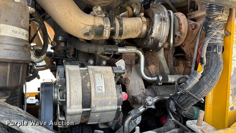 image for item EN5591 2021 John Deere 325G tracked skid steer loader