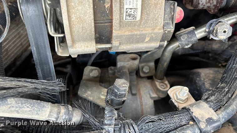 image for item EN5591 2021 John Deere 325G tracked skid steer loader